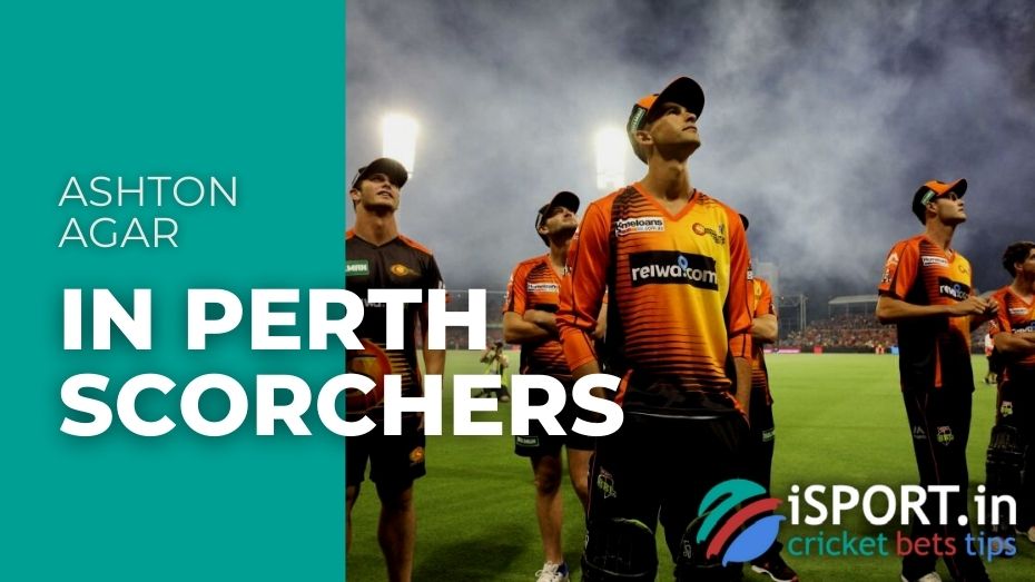 Agar plays domestically for the Perth Scorchers since 2013/14