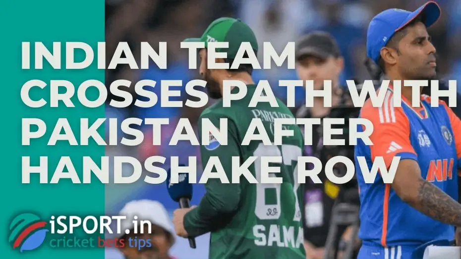 Indian Team Crosses Path With Pakistan After Handshake Row