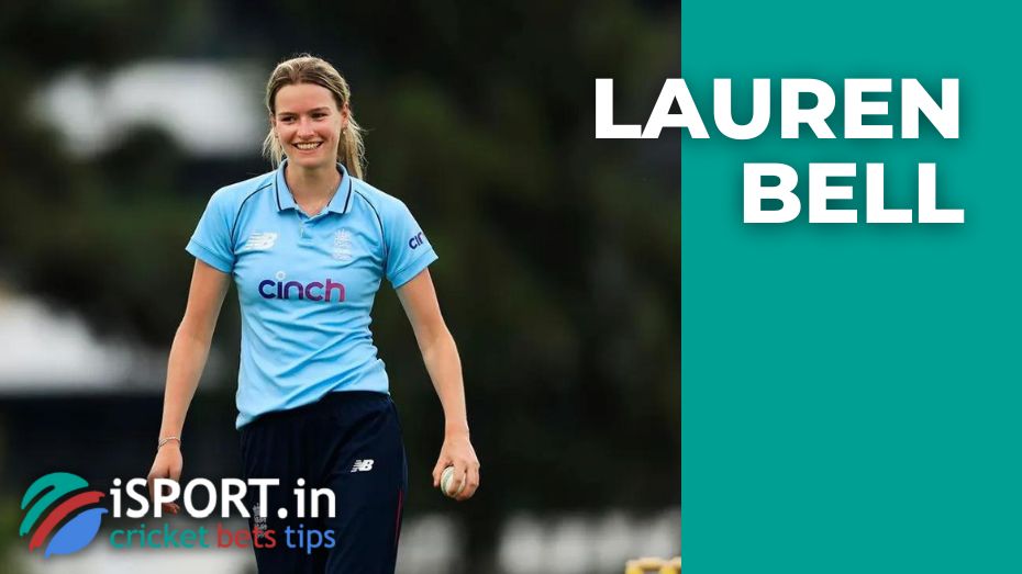 Lauren Bell has been called up to the England T20 team